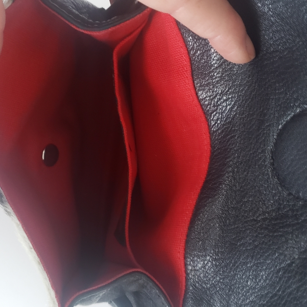 Isabella Fiore real calf skin purse - Picture 7 of 8